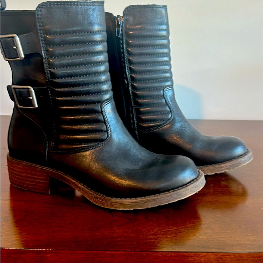 Lucky brand boots